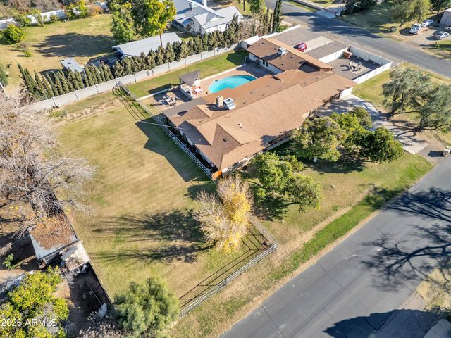 13201 N 64th Drive, Glendale, AZ 85304