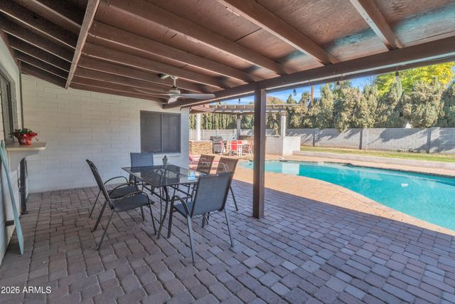 13201 N 64th Drive, Glendale, AZ 85304