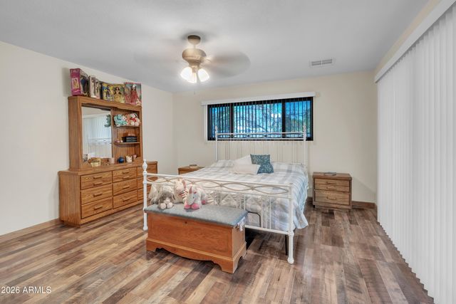 13201 N 64th Drive, Glendale, AZ 85304