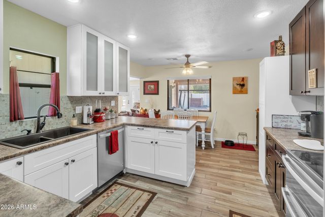 13201 N 64th Drive, Glendale, AZ 85304