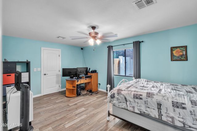 13201 N 64th Drive, Glendale, AZ 85304