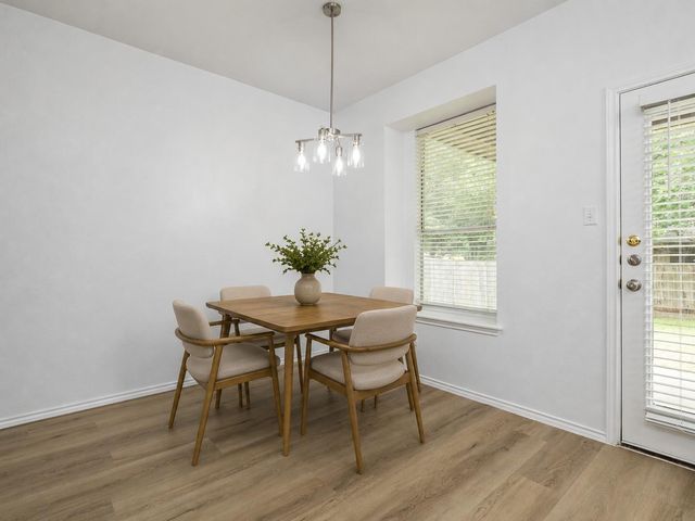 11816 Dave Silk DR, Austin, TX 78748