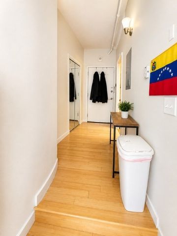 12 Stoneholm St 421, Boston, MA 02115