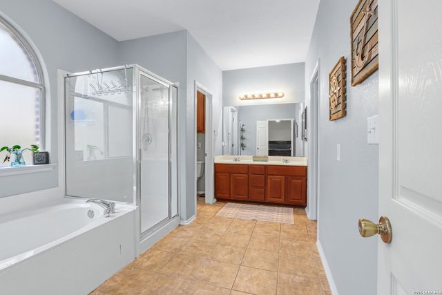 776 San Luis, New Braunfels, TX 78132