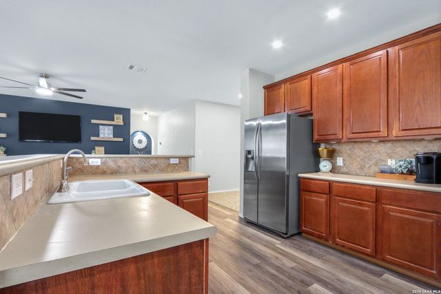 776 San Luis, New Braunfels, TX 78132