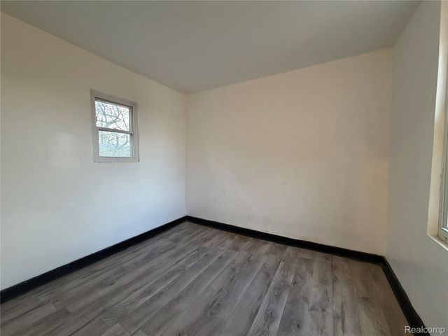 593 Owen Street, Detroit, MI 48202