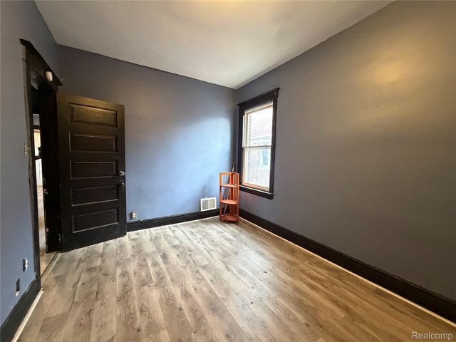 593 Owen Street, Detroit, MI 48202