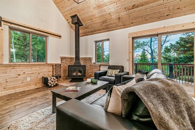 265 Bordenville Court, Jefferson, CO 80456