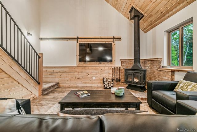 265 Bordenville Court, Jefferson, CO 80456