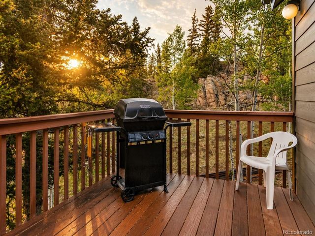 265 Bordenville Court, Jefferson, CO 80456