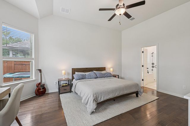 958 Pink Granite BLVD, Dripping Springs, TX 78620