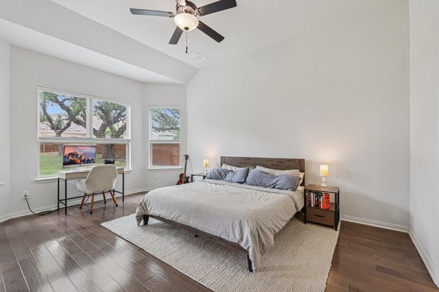 958 Pink Granite BLVD, Dripping Springs, TX 78620