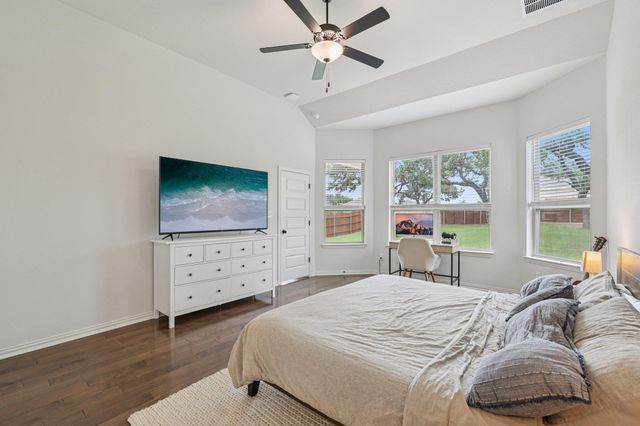 958 Pink Granite BLVD, Dripping Springs, TX 78620