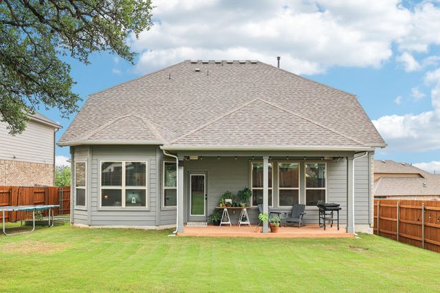958 Pink Granite BLVD, Dripping Springs, TX 78620