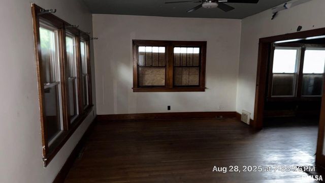 2506 20TH Avenue, Rock Island, IL 61201