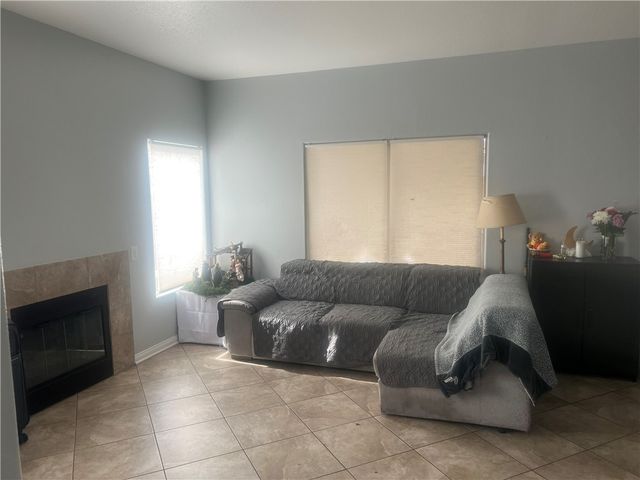 1127 Mcfarland, Wilmington (los Angeles), CA 90744