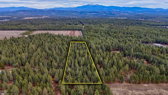 31912 N Division Rd, Deer Park, WA 99006