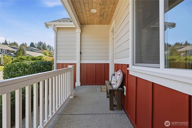 20267 Fortune Place NE, Poulsbo, WA 98370