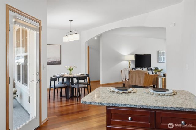 20267 Fortune Place NE, Poulsbo, WA 98370