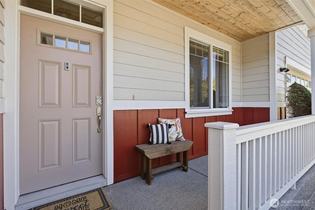 20267 Fortune Place NE, Poulsbo, WA 98370