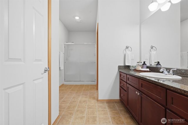 20267 Fortune Place NE, Poulsbo, WA 98370