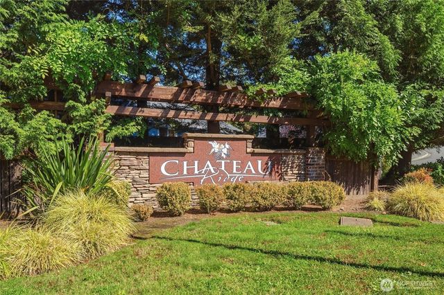 20267 Fortune Place NE, Poulsbo, WA 98370