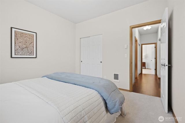 20267 Fortune Place NE, Poulsbo, WA 98370