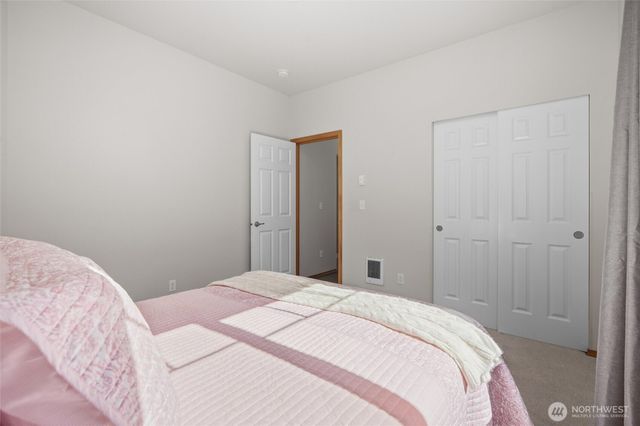 20267 Fortune Place NE, Poulsbo, WA 98370
