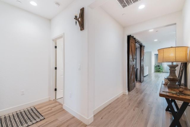 6141 E Peralta Way, Fresno, CA 93727