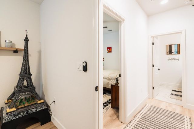 6141 E Peralta Way, Fresno, CA 93727