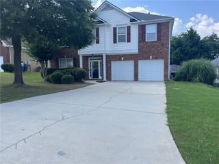 3184 Elmwood Court, Atlanta, GA 30349