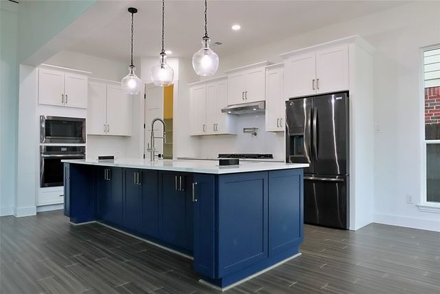 4008 Emery Avenue, Fort Worth, TX 76244