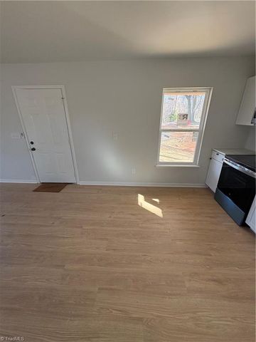 950 Hillsdale Street, Reidsville, NC 27320