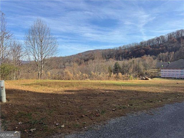 33 Chatuge Manor Drive, Young Harris, GA 30582