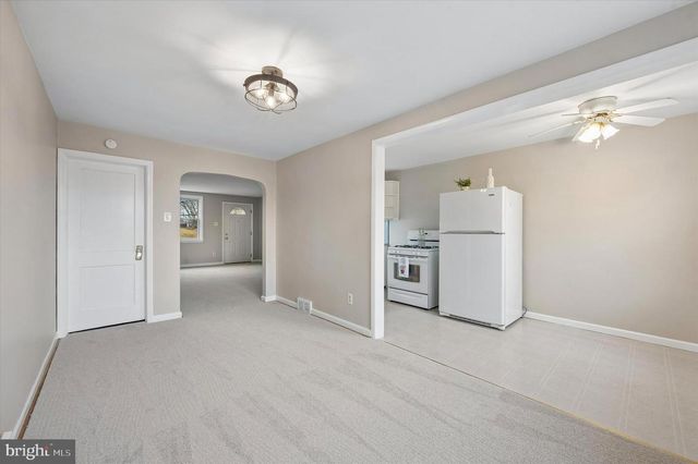 221 PARK DR, Glenolden, PA 19036