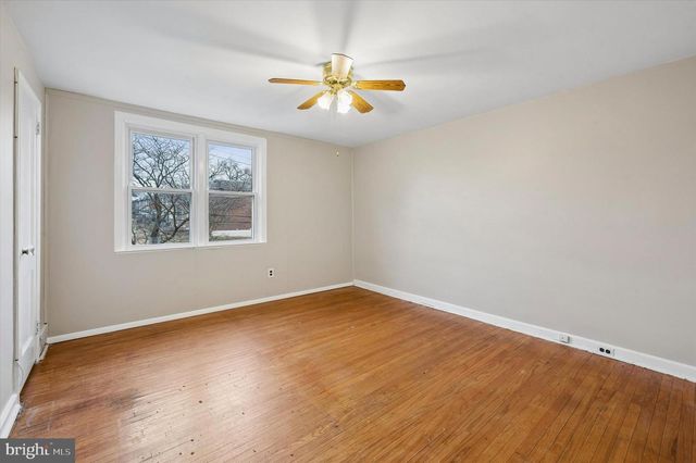 221 PARK DR, Glenolden, PA 19036