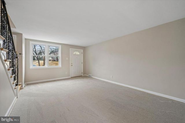 221 PARK DR, Glenolden, PA 19036