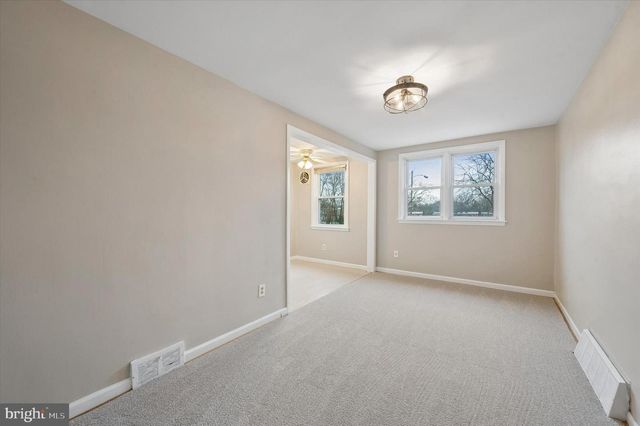 221 PARK DR, Glenolden, PA 19036