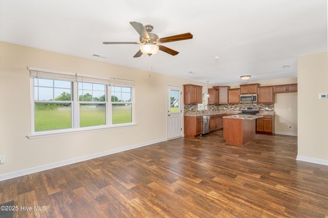 260 Sewell Road, Jacksonville, NC 28540