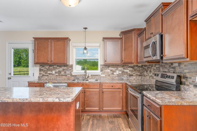 260 Sewell Road, Jacksonville, NC 28540