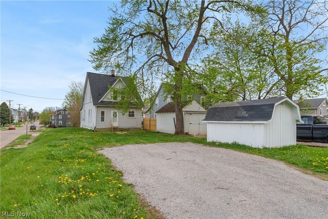 703 Arlington Avenue SW, Canton, OH 44706