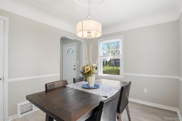 18689 Five Points Street, Redford Charter Township, MI 48240