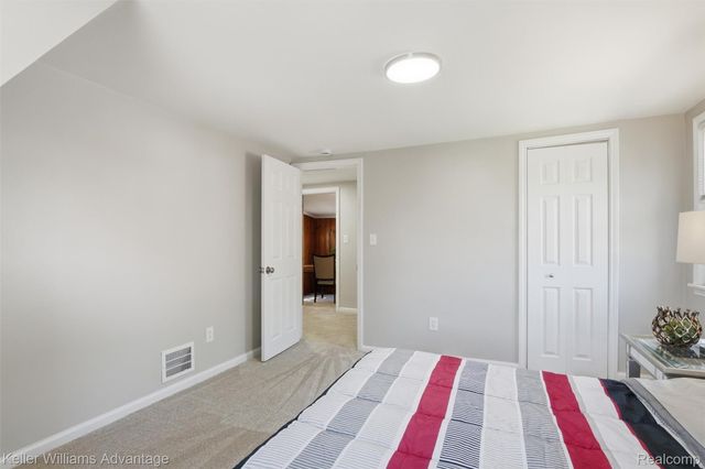 18689 Five Points Street, Redford Charter Township, MI 48240