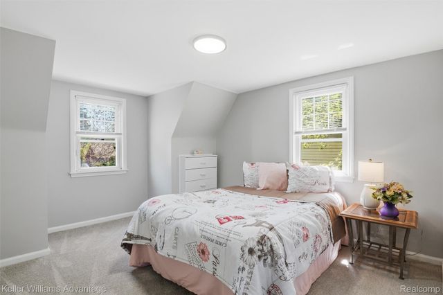 18689 Five Points Street, Redford Charter Township, MI 48240