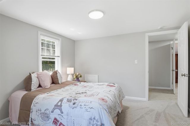 18689 Five Points Street, Redford Charter Township, MI 48240