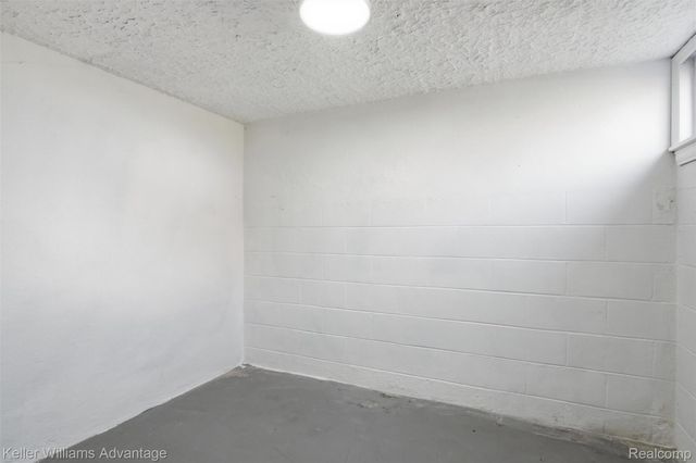 18689 Five Points Street, Redford Charter Township, MI 48240