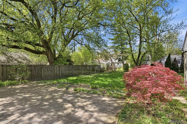 18689 Five Points Street, Redford Charter Township, MI 48240