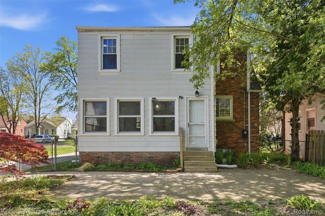 18689 Five Points Street, Redford Charter Township, MI 48240