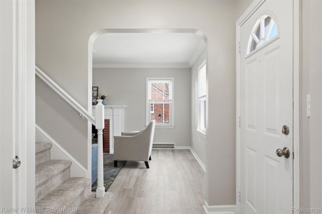 18689 Five Points Street, Redford Charter Township, MI 48240