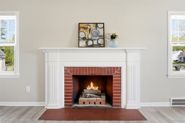 18689 Five Points Street, Redford Charter Township, MI 48240